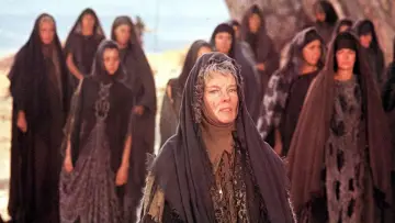 Задник до фільму "The Trojan Women" #1352924