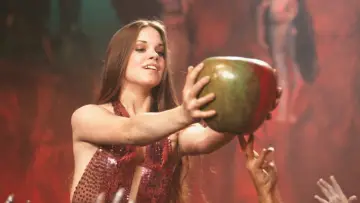 Задник до фильму"The Apple" #498354