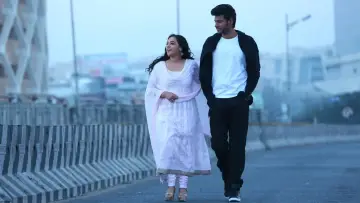 Задник до фильму"ఒక్క అమ్మాయి తప్ప" #1150646