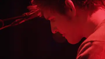 Задник до фільму "Bo Burnham: Make Happy" #1583572