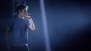 Задник до фільму "Bo Burnham: Make Happy" #1583585