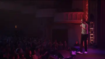 Задник до фільму "Bo Burnham: Make Happy" #1746306
