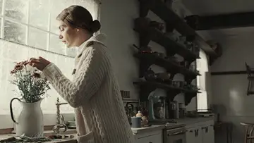 Задник до фильму"I Am the Pretty Thing That Lives in the House" #1012824