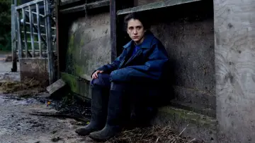 Задник до фильму"The Levelling" #500130