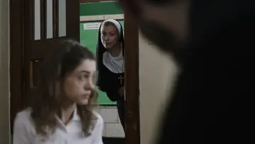 Задник до фильму"Так, Боже, так" #970993