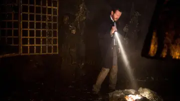 Задник до фільму "Не стукай двічі" #1069550