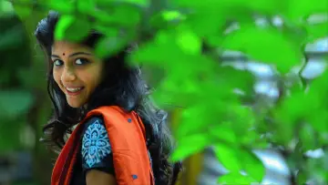 Задник до фильму"அருவி" #1157266