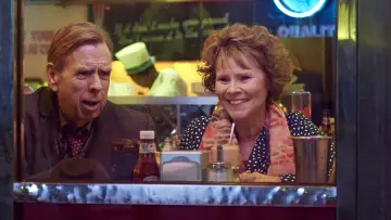 Задник до фильму"Finding Your Feet" #354791