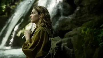 Задник до фильму"Dark River" #493555