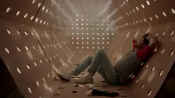 Задник до фильму"Dave Made a Maze" #1108954