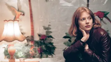 Задник до фильму"Daphne" #492700