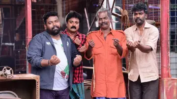 ഷെർലോക്ക് ടോംസ് постер
