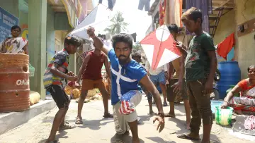 Задник до фильму"குப்பத்து ராஜா" #1157534