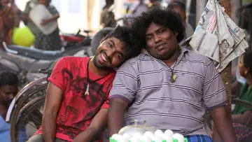 Задник до фильму"குப்பத்து ராஜா" #1157539