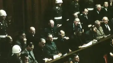 Задник до фільму "Nuremberg : les Nazis face à leurs crimes" #1624868
