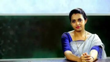 Задник до фильму"വിളക്കുമരം" #1149540