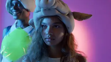 Задник до фильму"Madeline