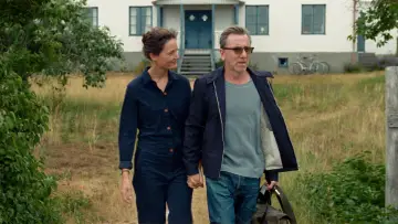 Задник до фильму"Bergman Island" #387143