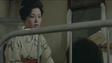 Задник до фільму "女は二度生まれる" #1522747
