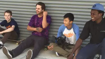 Задник до фильму"Minding the Gap" #433837