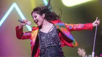 Задник до фильму"Soy Luna: En Concierto" #1180324