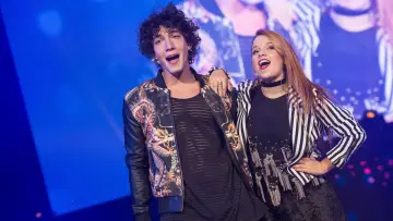 Задник до фильму"Soy Luna: En Concierto" #1180335