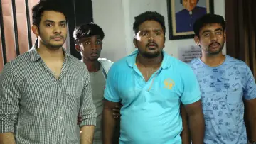 Задник до фильму"ஆளுக்கு பாதி 50/50" #1163729