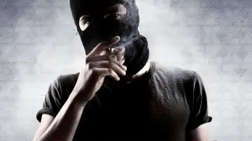Задник до фільму "Brotherhood" #702491