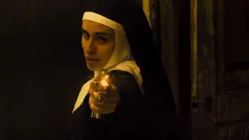 Задник до фильму"Nude Nuns with Big Guns" #398205
