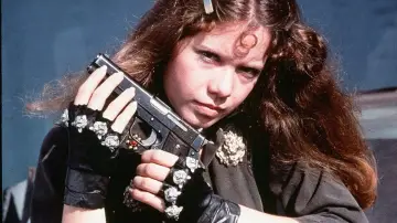 Задник до фильму"Switchblade Sisters" #1119559
