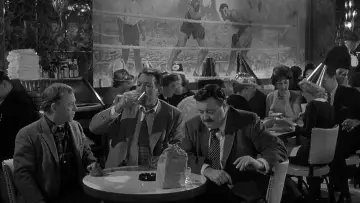 Задник до фільму "Requiem for a Heavyweight" #1615942