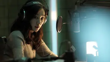 Задник до фильму"심야의 FM" #505653