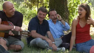 Задник до фильму"Tu la conosci Claudia?" #266289