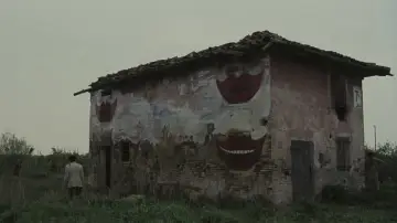 Задник до фильму"La casa dalle finestre che ridono" #989437