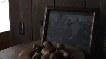 Задник до фільму "Ouija House" #466536