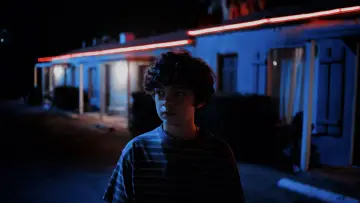 Задник до фильму"Любий хлопчик" #898010