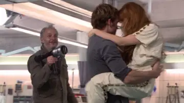 Задник до фільму "The Mockingjay Lives: The Making of the Hunger Games: Mockingjay Part 1" #1753404