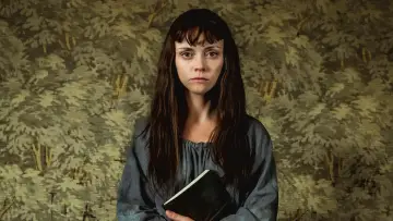 Задник до фильму"Escaping the Madhouse: The Nellie Bly Story" #399603