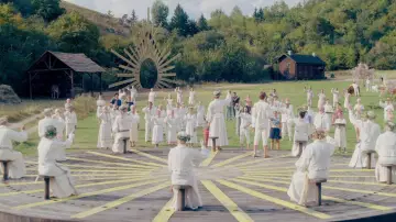 Задник до фільму "Сонцестояння" #235147