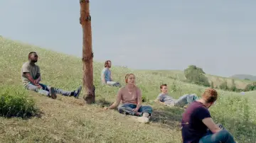 Задник до фільму "Сонцестояння" #235151