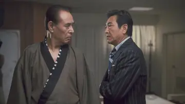 Задник до фільму "やくざ戦争 日本の首領" #1619437