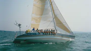 Задник до фільму "Maiden" #704936