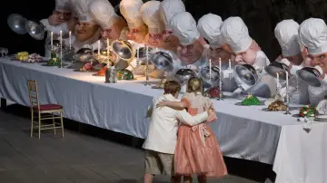 Задник до фильму"The Metropolitan Opera: Hansel and Gretel" #425661