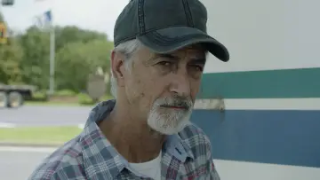 Задник до фільму "Дев