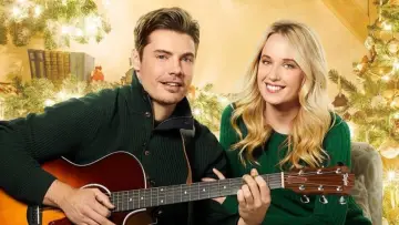 Задник до фильму"Time for Me to Come Home for Christmas" #425664