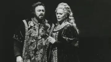 Задник до фільму "Il Trovatore" #1636619