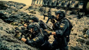 Задник до фильму"特警队" #339779