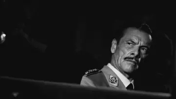 Задник до фильму"Curtiz" #708888