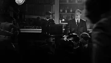 Задник до фильму"Curtiz" #708899