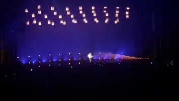 Задник до фільму "Vianney en concert à l’AccorHotels Arena" #1157126